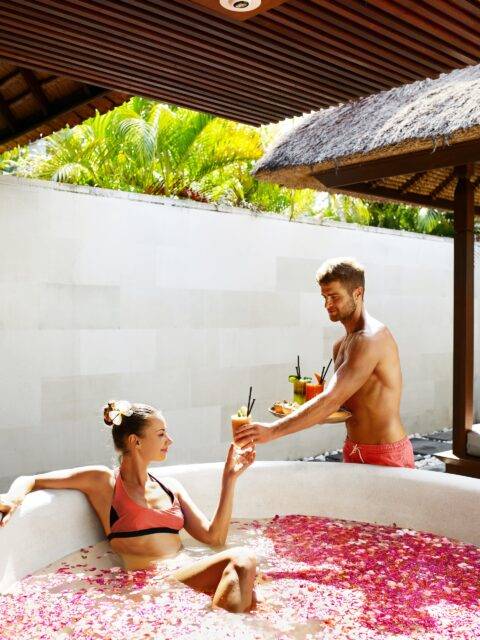 Honeymoon Resorts Italy | romantic resorts in italy | best honeymoon resorts italy